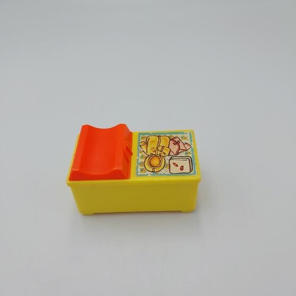 1972 Fisher Price Little People Life Baby Diaper Changing Table Yellow Red 70s - Picture 2 of 5